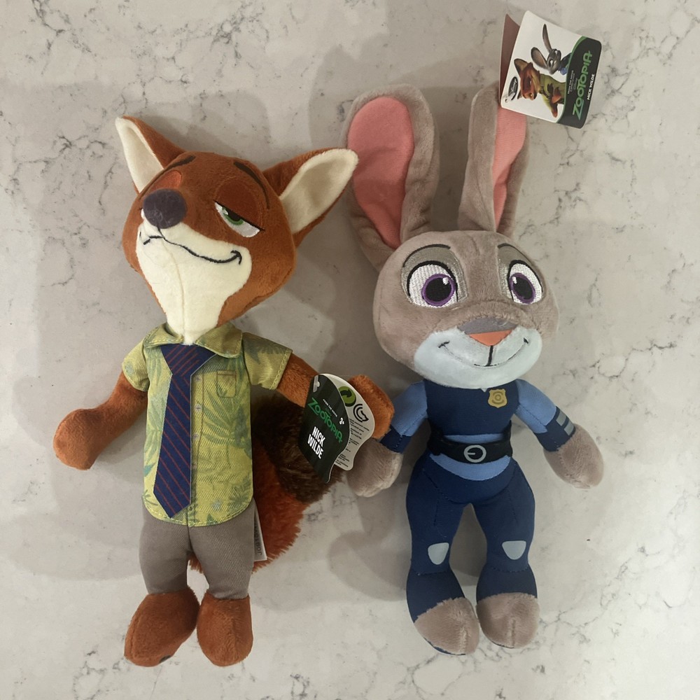 Lot of 2 – DISNEY ZOOTOPIA NICK WILDE & OFFICER JUDY HOPPS