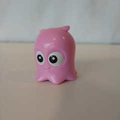 Pearl Pink Octopus Action Figure Disney Finding Nemo 2015 1.5″ Vinyl Figure