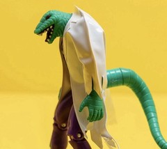 Toy Biz 1994 Marvel Spider Man Lizard 5 Inch Action Figure Detachable Tail