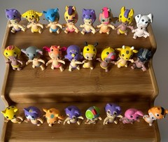 Moose TWOZIES Lot Of 24 Figures Mixed Babies