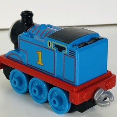 Thomas the Train Diecast Metal Plastic Hooks Take Play Friends Hooks