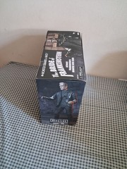 NEW in Damaged Box NECA The Bride of FRANKENSTEIN’S MONSTER with Chair RARE