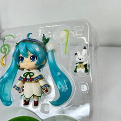 Nendoroid Snow Miku Snow Bell Ver. Action Figure #493 Good Smile Company 3.9 in