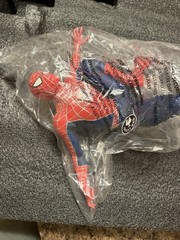 BEAST kingdom Friendly Neighborhood spider-man Statue BROKEN FINGER/fixable