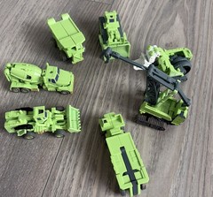 Transformers Legends ROTF Constructicons Devastator Green G1 Color **READ**