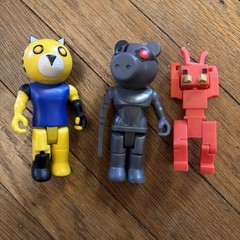 Piggy Tigry Series 1 + Roblex Series 2 – 3.5” Action Figure Lot + Fire Ant