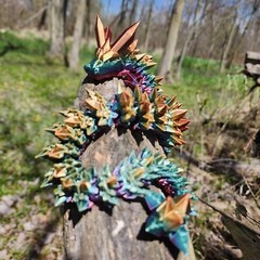 3D Printed Articulating Crystal Dragon – Mythical Fantasy Decor, Customizable,