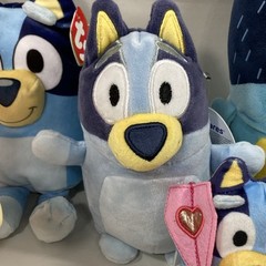 Bluey and Friends Family Figures And Plush Lot of 23 Items. Clean. Smoke Free.