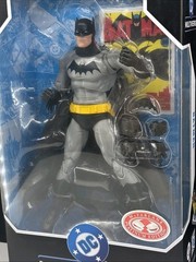 McFarlane Toys DC Multiverse Batman Golden Age Red Platinum Edition Chase NEW