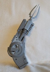 Batman Arkham Origins 1:1 Scale Grapnel Launcher Prop Gun