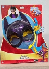DC Superhero Girls Batgirl Hero Mask Lights & Sounds Talks