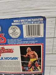 Hulk Hogan Red Shirt Black Card WWF LJN Super Rare Cracked Bubble
