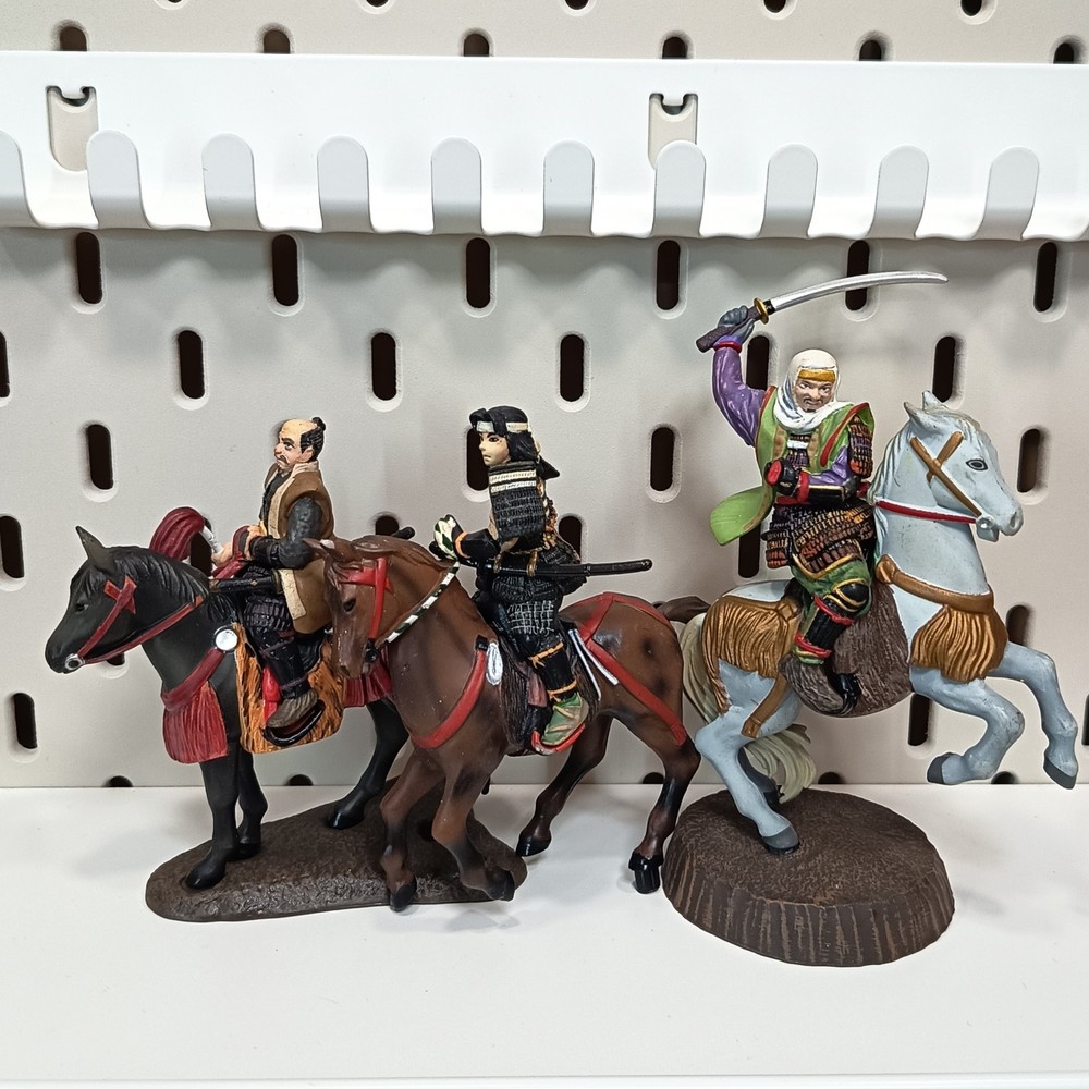 JAPANESE SAMURAI on Horse Uesugi Kenshin 2.5″ Mini Figure Diorama Toy Miniature