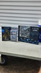 Neca Ripley /Power Loader and Queen Alien Set. Bishop under Attack ,New In Box