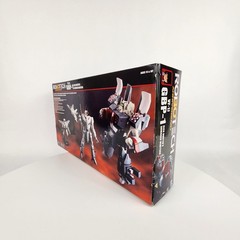 Robotech 30th Anniv. Rick Hunter VF-1J GBP-1 Heavy Armor Veritech 1/100 Toynami
