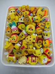 SHOPKINS Lot of 25 Random Pick Mixed colors Seasons 1 2 3 4 5 6 7 8 9+