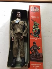 VINTAGE HASBRO 1970 GI JOE ADVENTURE TEAM AFRICAN AMERICAN ADVENTURER 7404 w/Box
