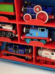 Vintage 2000s Thomas The Tank Engine Carry Case With 19 Di Cast/ Metal Trains