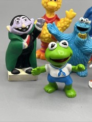 Lot 14 Vintage Character Figurines Sesame Street Disney Garfield Raisin PVC Toys