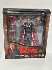 OFFICIAL MAFEX The Boys Homelander (Blood Splatter Ver.) Action Figure USSELLER