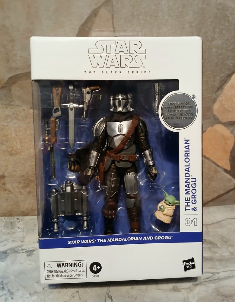 Star Wars Black Series #01 Mandalorian & WRONG Grogu Deluxe First Edition White