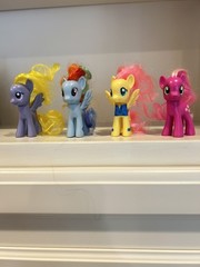 My Little Pony – Lot of 4 Various Colors 3” Height 2010