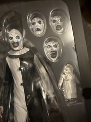 NECA DAMIEN LEONE’S TERRIFIER ULTIMATE ART THE CLOWN ACTION FIGURE