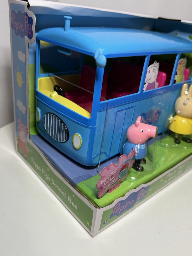 Peppa Pig’s School Bus Play Set Removable Roof & Music & 2 Figures Brand New