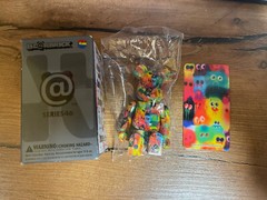 Medicom Bearbrick Be@rbrick Series 46 Pattern – Jon Burgerman with card box NEW