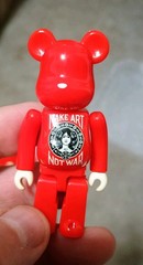 Shepard Fairey Obey x Bearbrick 400% 100% Make Art Not War 2023 Designercon EX