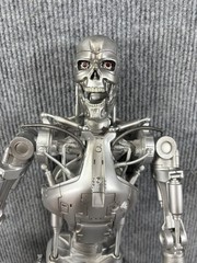 NECA Terminator 2 Endoskeleton T-800 LED Light up Eyes 1/4 Scale 18″ Figue