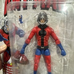 Marvel Legends Retro Ant-Man 6″ w/ mini Wasp Will Ship Loose No Box. Cheap!