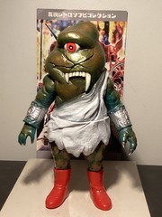 RARE MEDICOM RETRO SOFUBI KAMEN RIDER X VILLAIN CYCLOPS TOEI ZOLLMEN BULLMARK