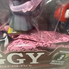 Piggy: Series 2 Mini Figures 10pk ( 3 Mystery ) With DLC Code And Carrying Case!