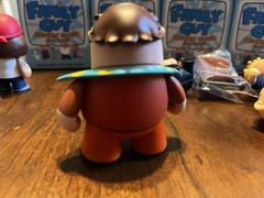 KIDROBOT FAMILY GUY FREAKIN’ SWEET MINI SERIES COMPLETE SET OF 8 W/Boxes! MINT!