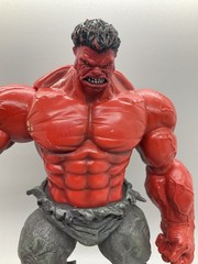 Diamond Select Marvel Select Red Hulk Collector’s Edition Action Figure 10″