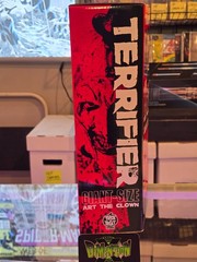 TRICK OR TREAT STUDIOS TERRIFIER: GIANT-SIZE ART THE CLOWN 12 INCHES TALL!