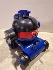RUMBLE ROBOT Lot Of 2 Battle Bot Mix Team Fight Toy No Remote Turns On And sound