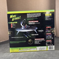 MARTIAN FLYING SAUCER UFO VEHICLE ACTION FIGURE PLAYSET NEW TRENDMASTERS VINTAGE