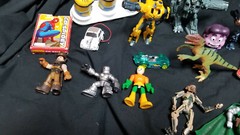 lot of Toys Marvel Transformers Minions pieces parts Lot 1 3B2