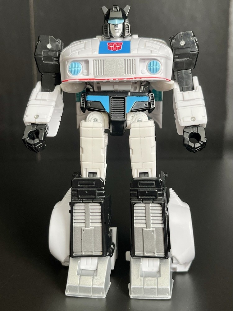 Hasbro – Transformers Studio Series 86-01 Deluxe Autobot – JAZZ – Action Figure