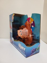 2016 Disney’s Finding Dory Change & Chat Hank Light-up Color Changing & Sounds