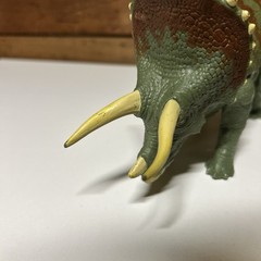 Jurassic World Roar Strikers Triceratops and Sinoceratops Dinosaur Figure Mattel