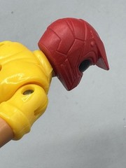 Maisto Adventure Wheels 4″ ATV Rider Action Figure Red Helmet, Yellow Shirt Toy