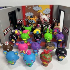 Five Nights at Freddy’s FNAF Figure Lot Diorama & Mini Figures Bundle Toy Set