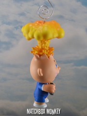 GPK Adam Bomb Christmas Ornament Garbage Pail Kids Figure Adorno Blasted Billy