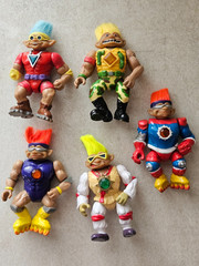 VINTAGE LOT OF 5 ACE NOVELTY STONE PROTECTORS TROLL ACTION FIGURES