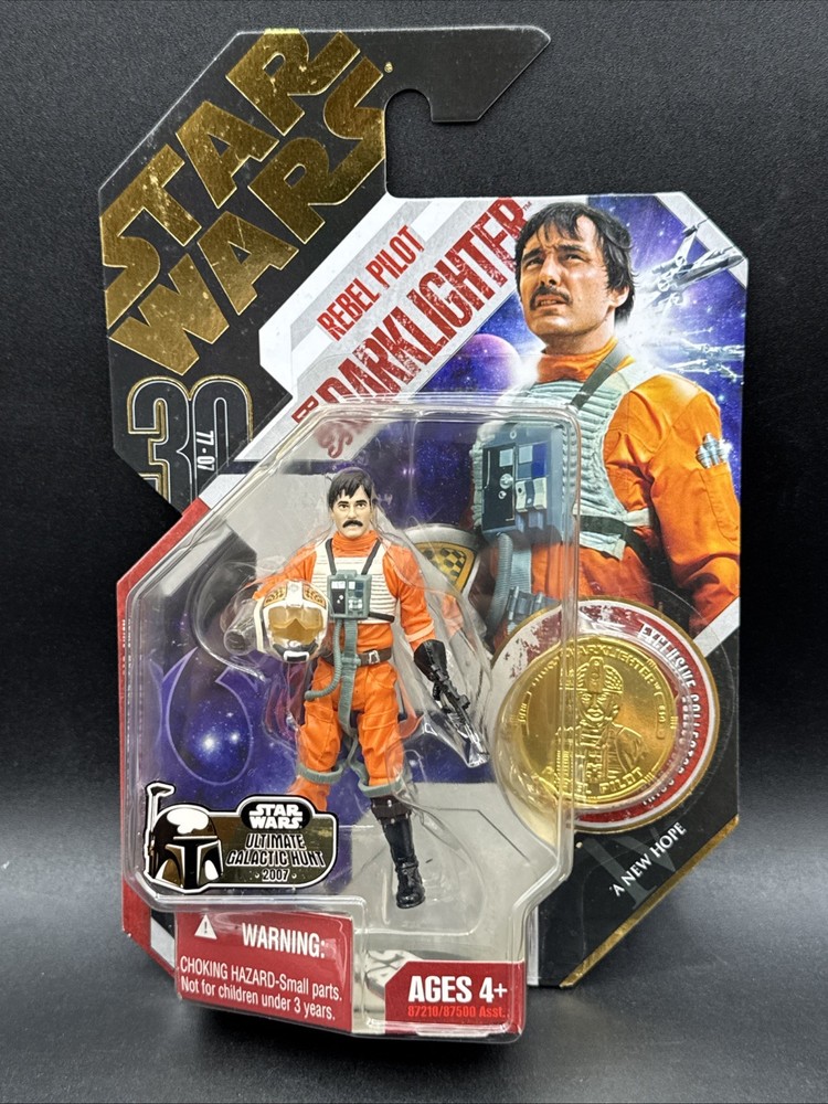 🎉​2007 Star Wars Ultimate Galactic Hunt #14 REBEL PILOT BIGGS DARKLIGHTER GOLD