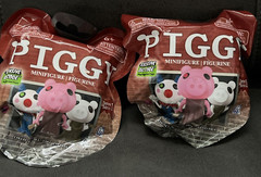 New PIGGY Collectible Minifigures – Series 1 Random/Sealed Blind Bags Lot of 2