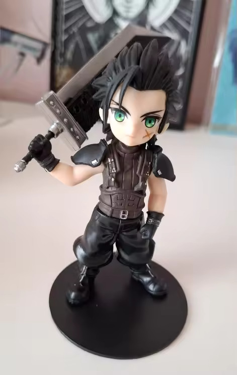 Zack Fair Chibi Figure 11cm Final Fantasy VII Style Buster Sword PVC Model Toy